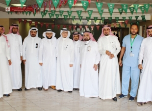 ( أمل جدة ) يعايد المرضى والزوار .. 