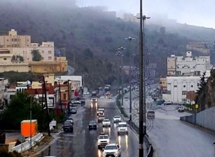 الأرصاد سحب رعدية ممطرة على مرتفعات جازان