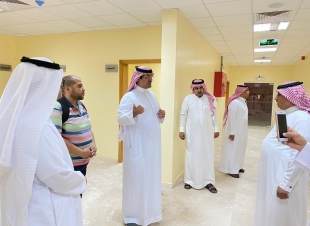 محافظ بلقرن يتفقد سير العمل في تجهيزات مستشفى سبت العلاية الجديد