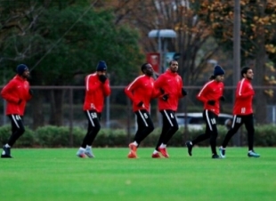 الهلال يجري أول حصصه  التدريبية في اليابان