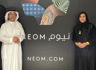 مدينة ذا لاين في نيوم تعتبر تحولا لمفهوم المدن التقليدية إلى مفهوم مدن المستقبل . 