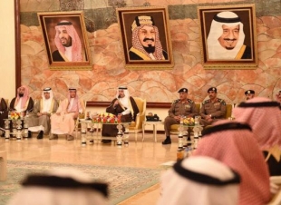 محافظ الطائف يرأس المجلس الشهري للمحافظة