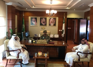 دشن سعادة مدير جوازات منطقة المدينة المنورة خدمة تجديد جواز السفر للسعوديين عبر خدمة واصل 