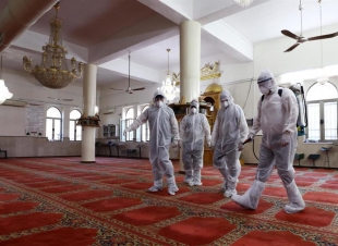 الشؤون الإسلاميةتغلق 11 مسجداً مؤقتاً في 5 مناطق بعد ثبوت حالات إصابة بكورونا