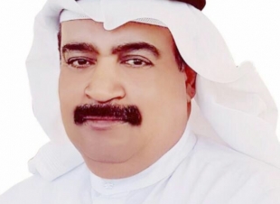 د. علي الدرورة في ندوة العلم والفن بالدمام