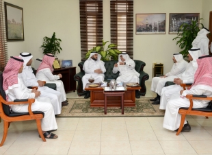 نائب وزير البيئة يتفقد فرع الوزارة بالمنطقة الشرقية