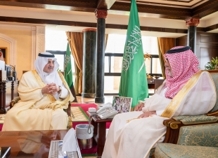أمير تبوك يطلع على تقرير بداية العام الدراسي الجديد بمدارس المنطقة  