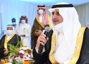 أمير منطقة تبوك يدشّن ويتفقد عدداً من المشروعات التنموية بمحافظة حقل