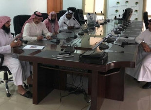 عقد اجتماع بين فرع وزارة العمل والتنمية الإجتماعية وفرع مؤسسة سليمان الراجحي بتبوك 