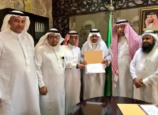 القرني يكرم قيادات المدارس بمكتب تعليم وسط جدة