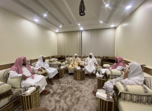 مفتي الباحة .. يزور جمعية الدعوة بقلوة... 