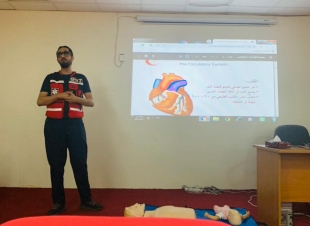 نفذ فرع الهيئة اليوم الثلاثاء دوره تدريبيه الإسعافات الأولية في وحده تدريب المندق ،يأتي ذلك ضمن حرص الهيئة على نشر التوعية الإسعافية في المنطقة. 