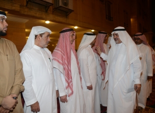 وزراء ووجهاء ومسئولين يتقدمون المعزين في العم جميل