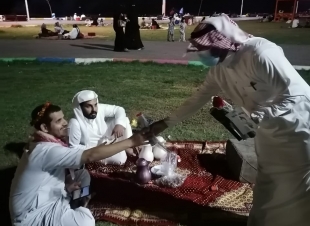 بلديه الشقيق تنفذ برنامجا لتعزيز مفهوم النظافه 