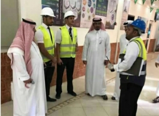 الطيران المدني تنفذ فرضية إخلاء في مدرسة ثانوية بجدة 