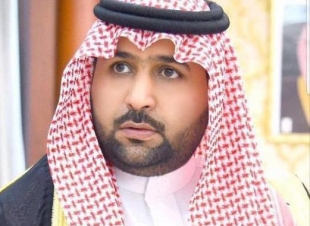 سمو نائب أمير جازان ينقل تعازي القيادة لوالد وذوي الشهيد الجندي الصميلي 
