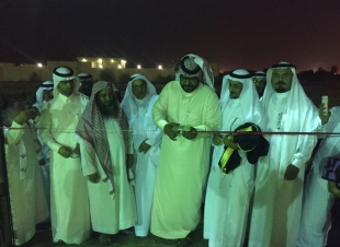 بالصور الظافري يفتتح ملعب الأسطورة بالبديع والقرفي ويحظى تكريم خاص