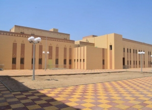 الدفاع المدني ينقذ 13 طالبة احتجزهن مصعد التأهيل الشامل بالطائف