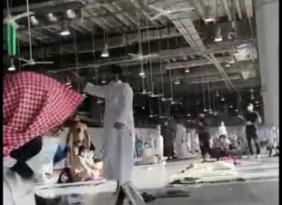 أمن الحرم المكي يلقي القبض على شخص يحمل سلاحًا أبيض ويردد عبارات مؤيدة لجماعات إرهابية