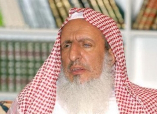 مفتي المملكة : صلاتا التراويح والعيد تقامان في البيوت في حال استمرار جائحة كورونا