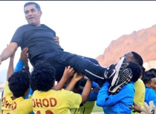 احد يفسخ عقد مدرب الفريق الأولمبي 