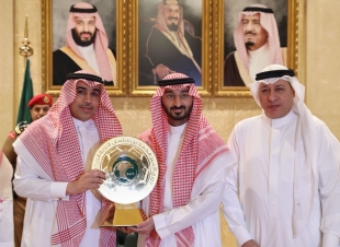 الامير عبدالله بن بندر يفتتح مقر لجنة تراحم بالعاصمة المقدسة ويدشن معرض نزلاء ونزيلات الإصلاحيات ودور رعاية الفتيات وأسر السجناء