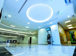 الخطوط السعودية تدشن صالة لإجراءات السفر