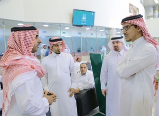 محافظ هيئة الزكاة والدخل يقوم بزيارة استطلاعية لفرع الدمام  