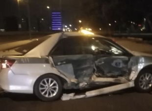 الإطاحة بسائق تجاوز عدة نقاط تفتيش ودهس رجل أمن مما تسبب في استشهاده وصدم مركبة أمنية في جدة