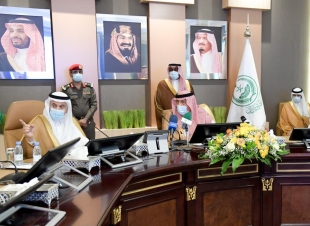 سمو أمير منطقة جازان يجتمع بوزير البيئة  ويضع حجر الأساس لعدد من  المشروعات المائية والبيئية بتكلفة تجاوزت 228 مليون ريال