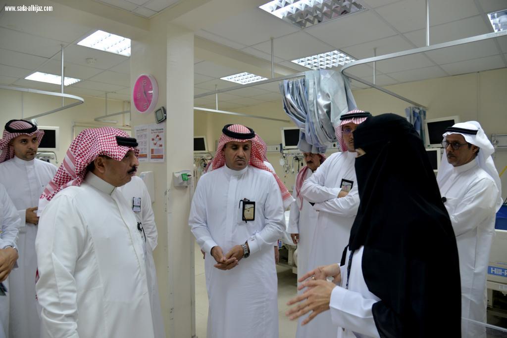 مدير صحة جدة يقوم بزيارة تفقدية على المنشأة الصحية بعد هطول امطار ليلة السبت.