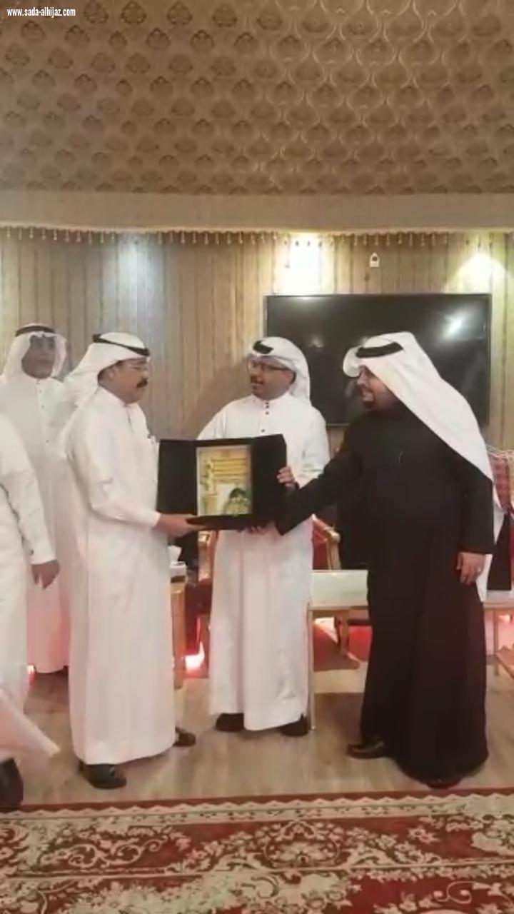 ادارة قناة السنة النبوية تقيم حفل تكريم 