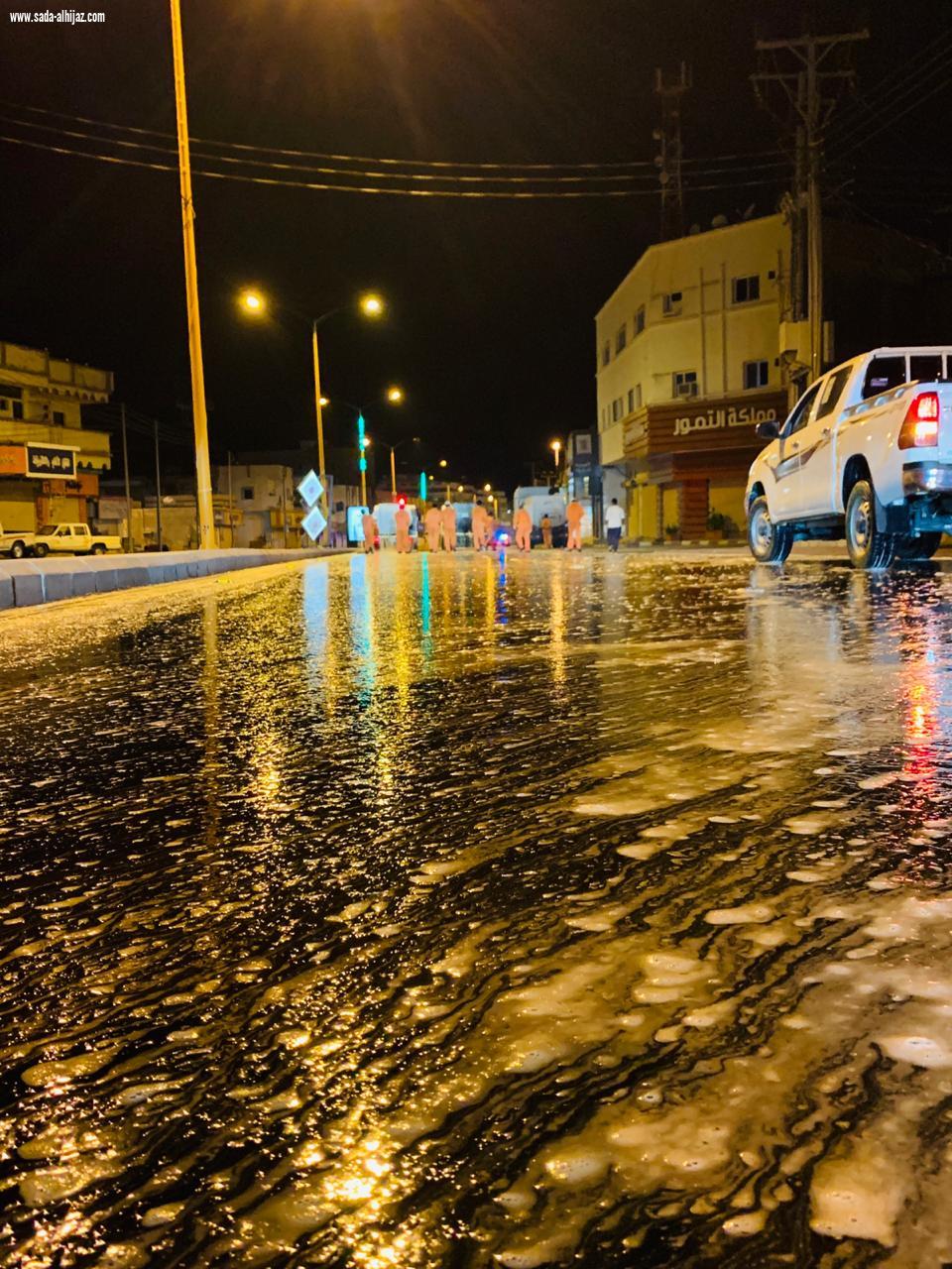 بلدية محافظة أضم تجند  42 موظف و130 عامل تساندهم 40 آلية لتنفيذ خطة بلدية محافظة أضم لمكافحة فيروس كورونا