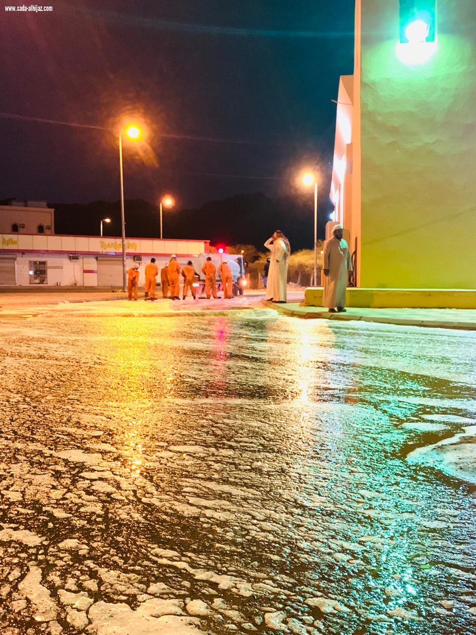 بلدية محافظة أضم تجند  42 موظف و130 عامل تساندهم 40 آلية لتنفيذ خطة بلدية محافظة أضم لمكافحة فيروس كورونا