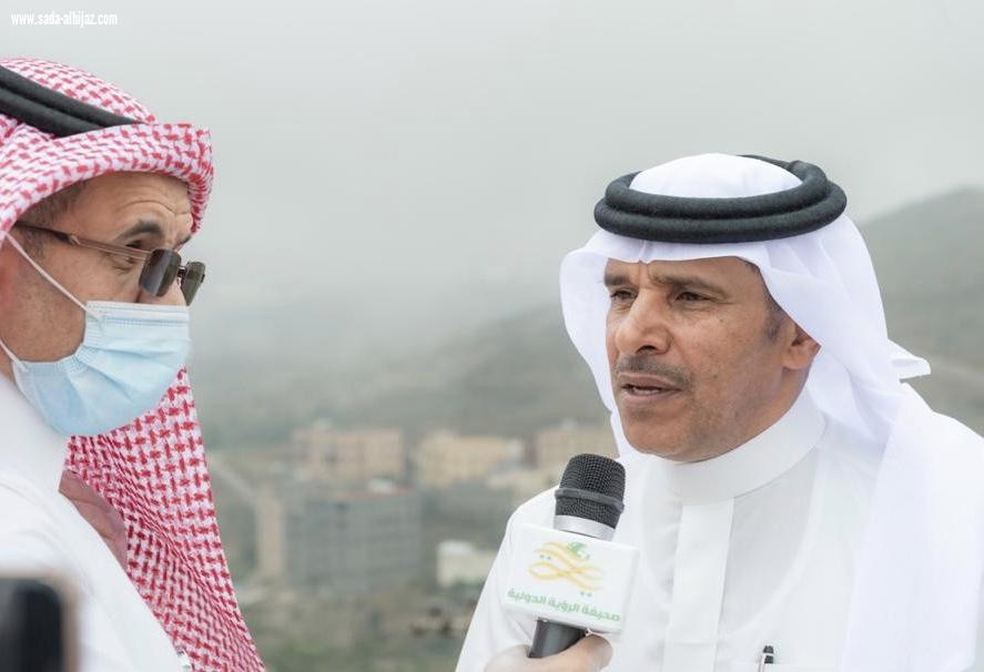 السياري” يزور متحف الأخوين الذي أنشأه الشاب محمد بن مسفر الغامدي بقرية الملد التراثية