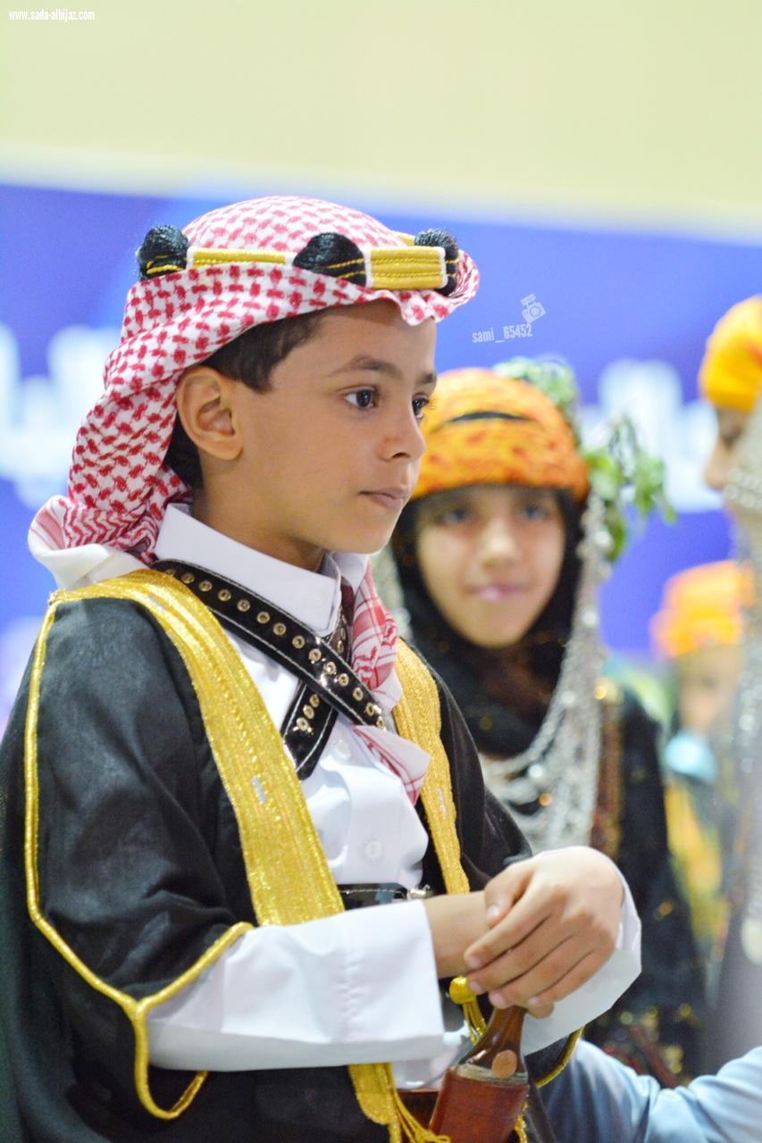 *ليلة تراثية بفراشة المندق يجسد فيها الأحفاد تراث الأجداد*