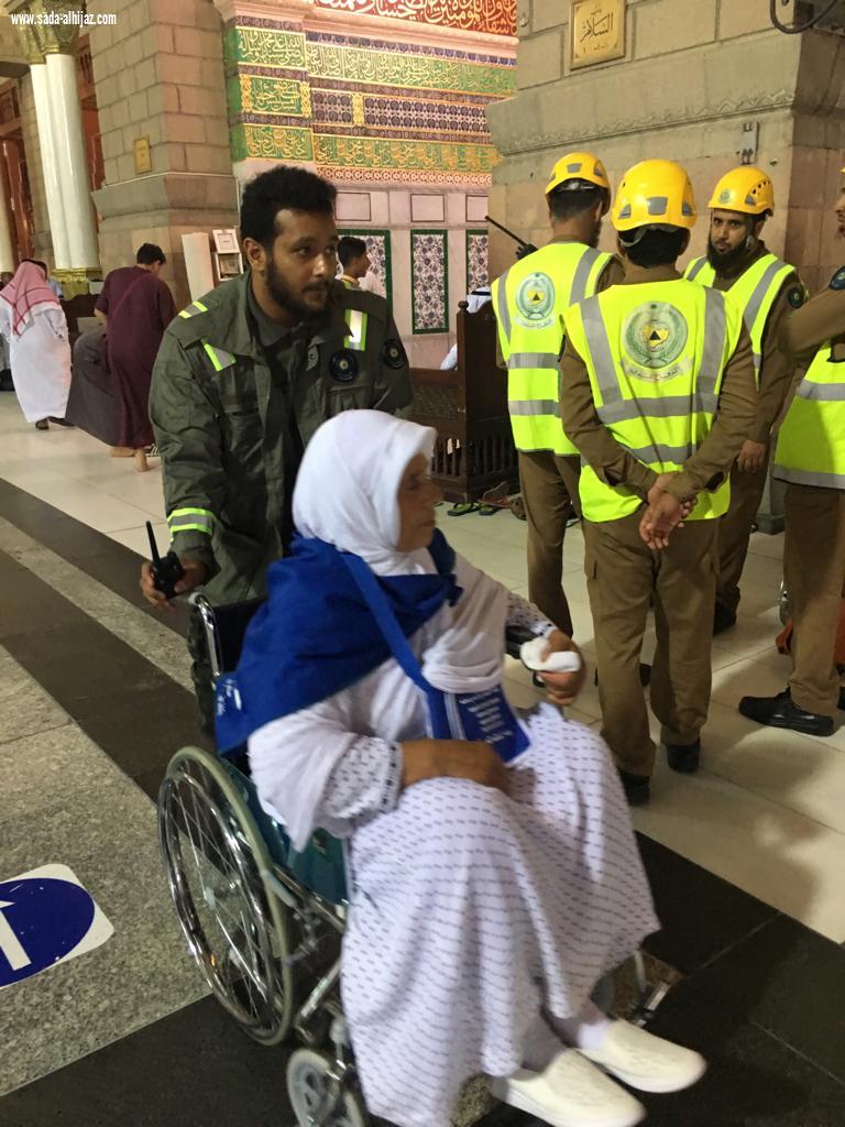 بالصور ..مشاركة المتطوعين في دعم وحدة التدخل في حالات الطوارئ بالمسجد النبوي الشريف