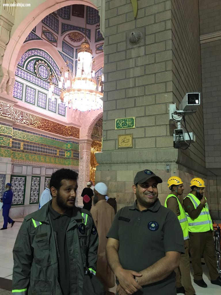 بالصور ..مشاركة المتطوعين في دعم وحدة التدخل في حالات الطوارئ بالمسجد النبوي الشريف