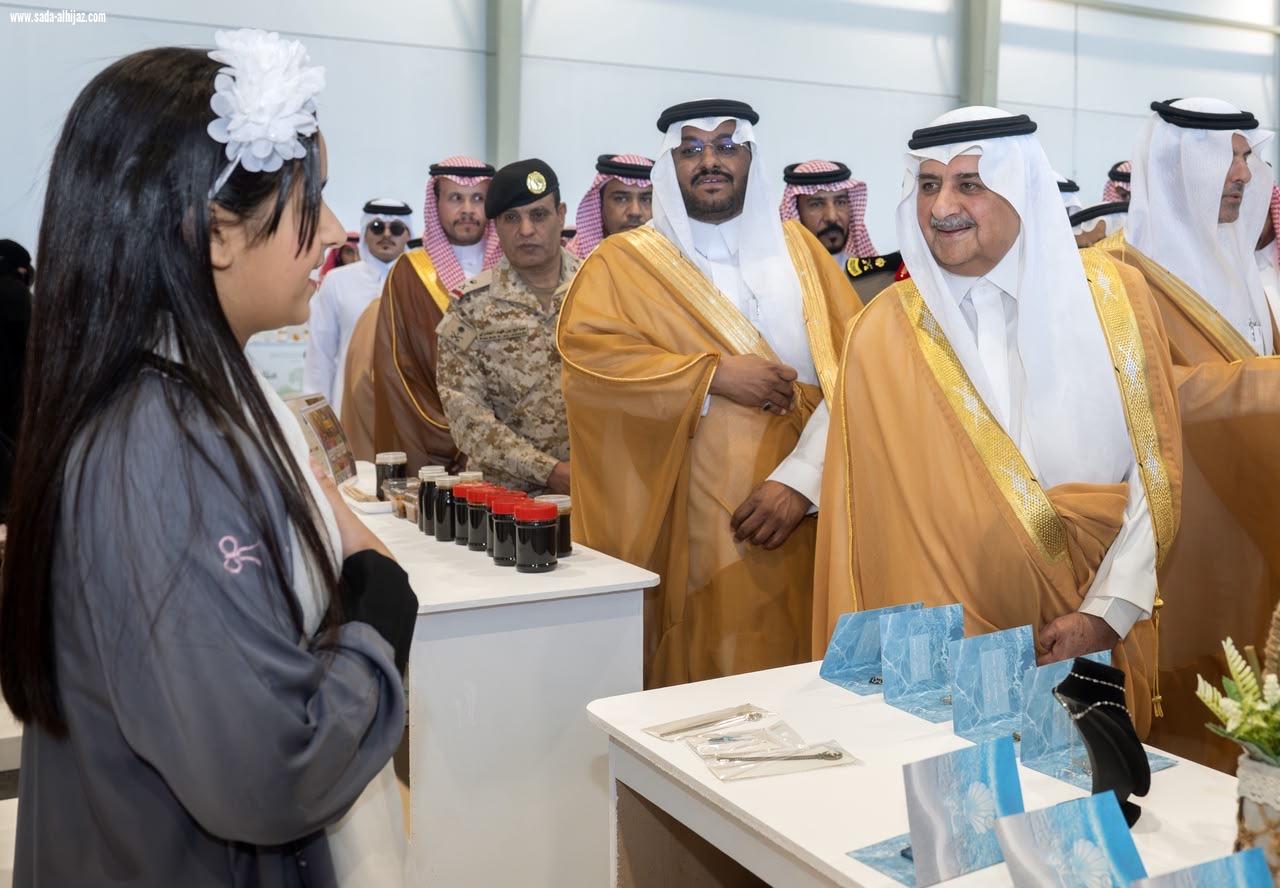 أمير تبوك يدشّن مهرجان المنتجات الزراعية 2026 بالمنطقة