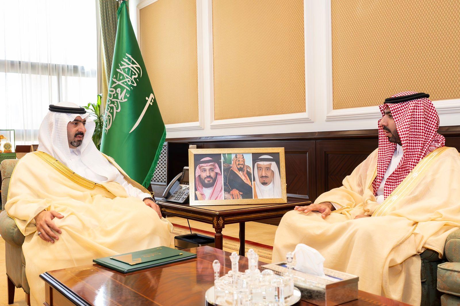نائب أمير منطقة تبوك يطلع على تقرير عن أعمال الهيئة الصحة العامة بالمنطقة  