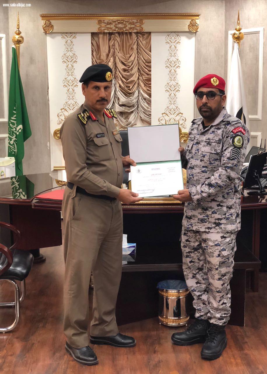 العنزي يحصل على المركز الأول في(مكافحة الإرهاب)وسجون المدينة تكرمه