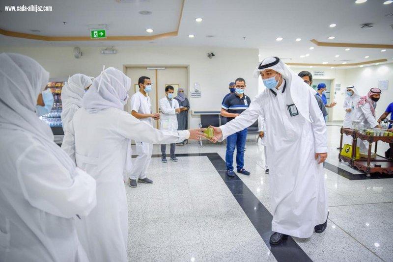 مدير مستشفى الملك عبدالعزيز  يشكر ابطال الصحة 