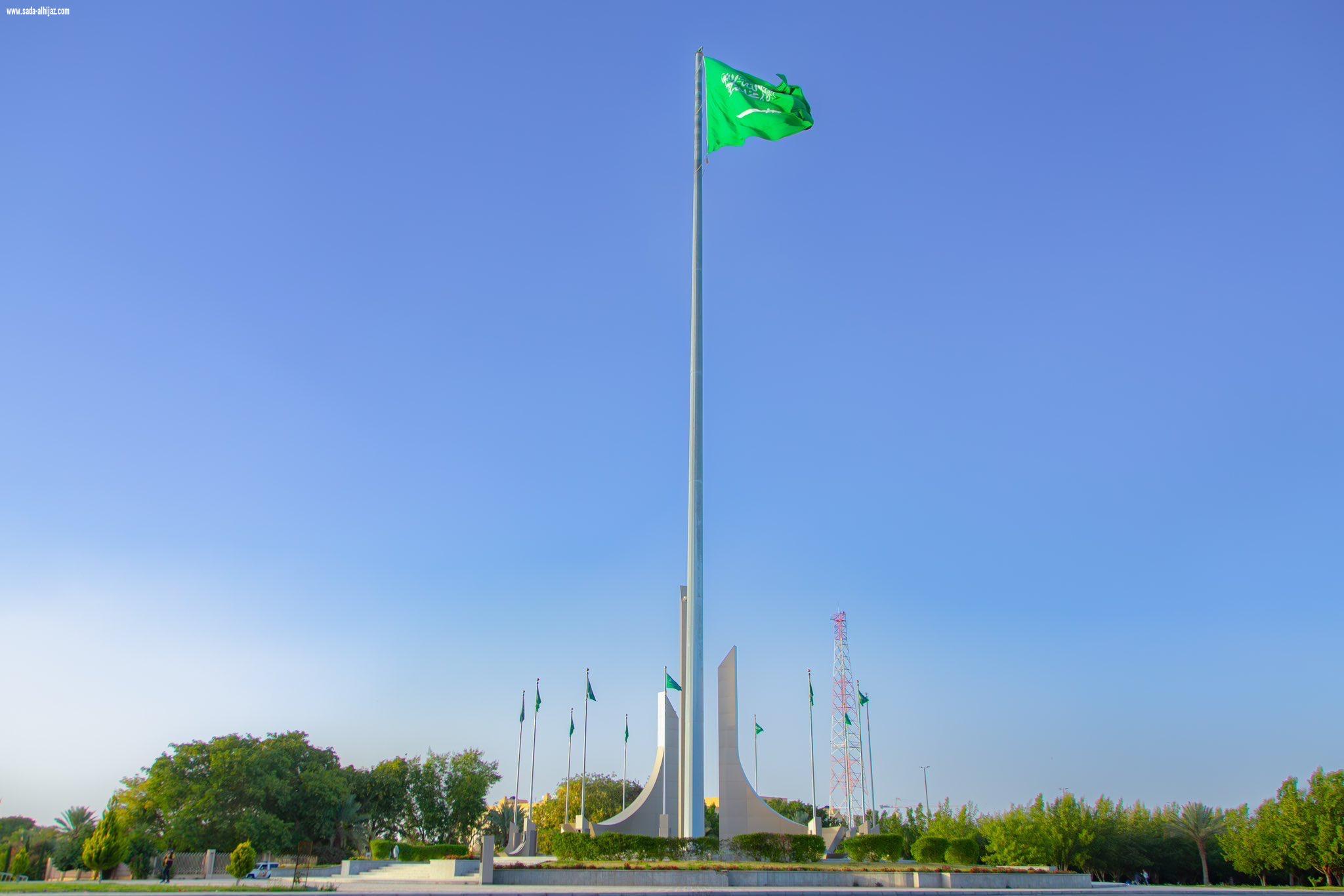 العلم السعودي أهم معالم تبوك ومحافظاتها ومراكزها التابعة  