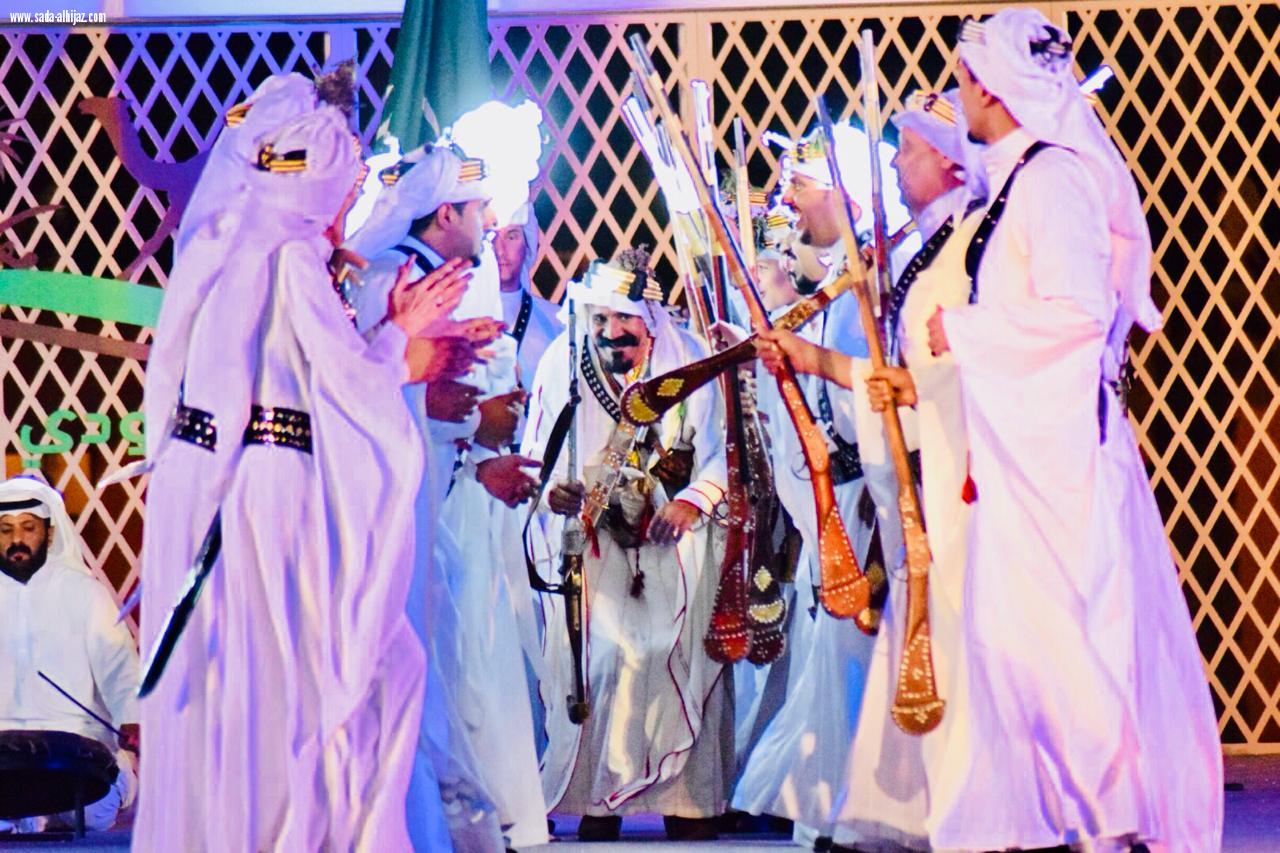 فرقة بني يوسف الشعبية بثقيف تتجلى إبداعاً في مهرجان ولي العهد للهجن