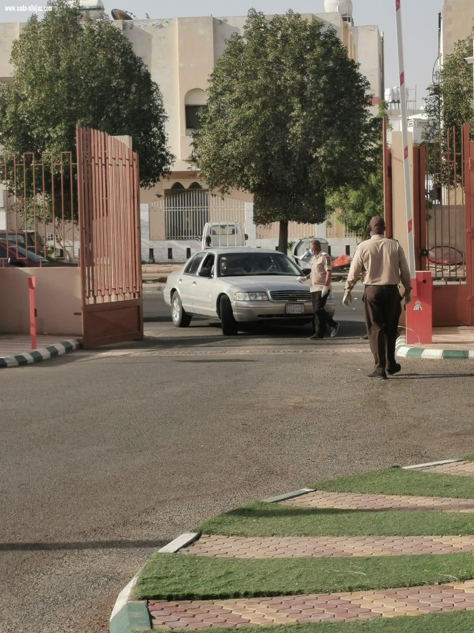 بالصور.. فرع وزارة البيئة والمياه والزراعة بمنطقة المدينة يستقبل موظفيه بالإجراءات الاحترازية
