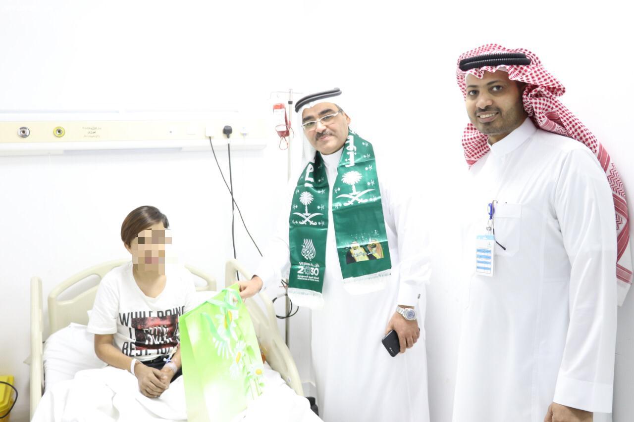 مستشفى الملك فهد بالمدينة يحتفل باليوم الوطني ويشارك المرضى فرحة الوطن .