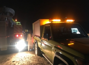 مدني خيبر ينقذ شابًّا سقط في بئر مهجورة بقرية العشاش