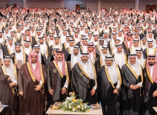 نائب أمير تبوك يشهد حفل التخرج لمنشآت التدريب التقني والمهني بالمنطقة
