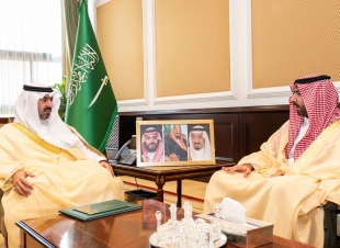 نائب أمير منطقة تبوك يطلع على تقرير عن أعمال الهيئة الصحة العامة بالمنطقة  