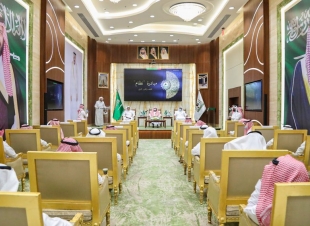تهدف لرفع الوعي القانوني للموظفين.. الرئيس العام لشؤون الحرمين يدشن مبادرة (نظام) 